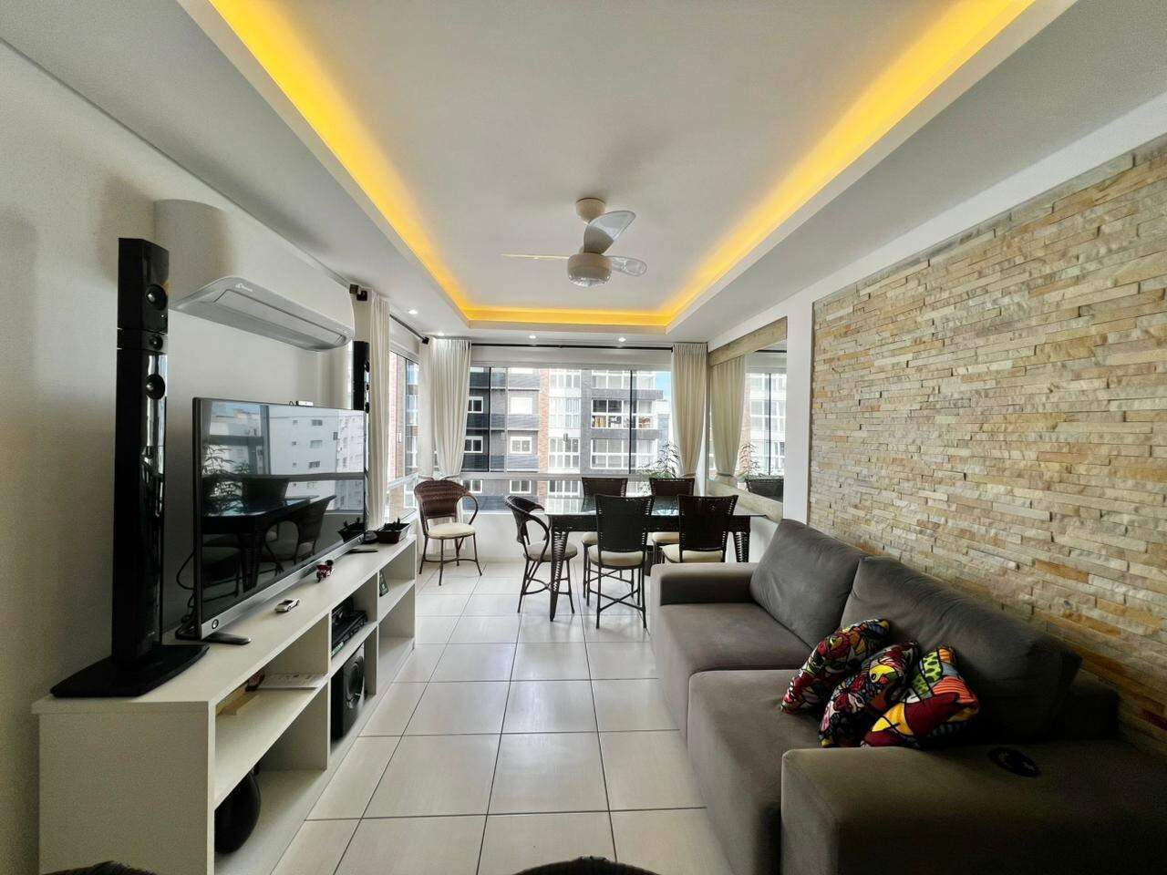 Apartamento à venda no Zona Nova: 