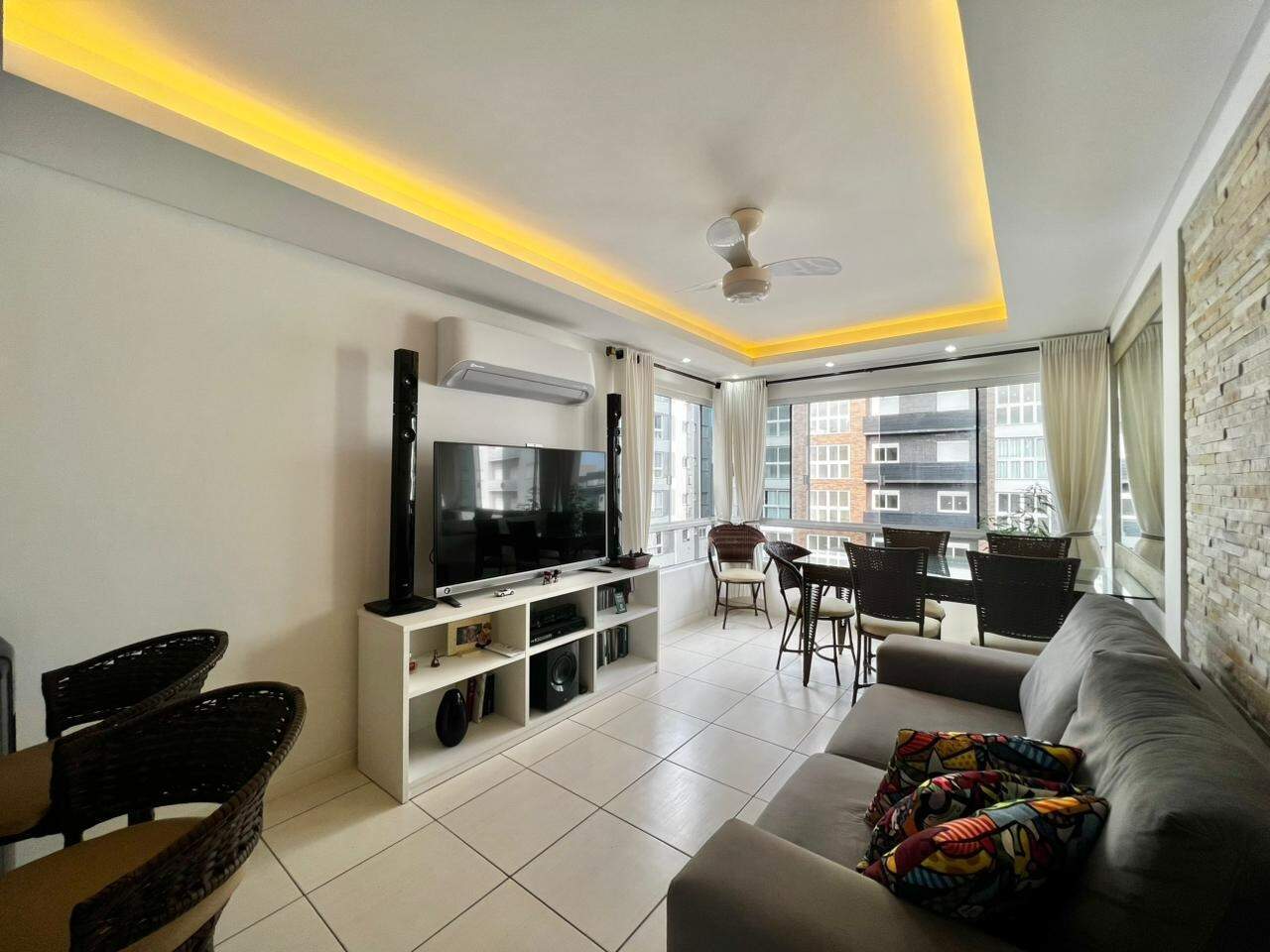 Apartamento à venda no Zona Nova: 