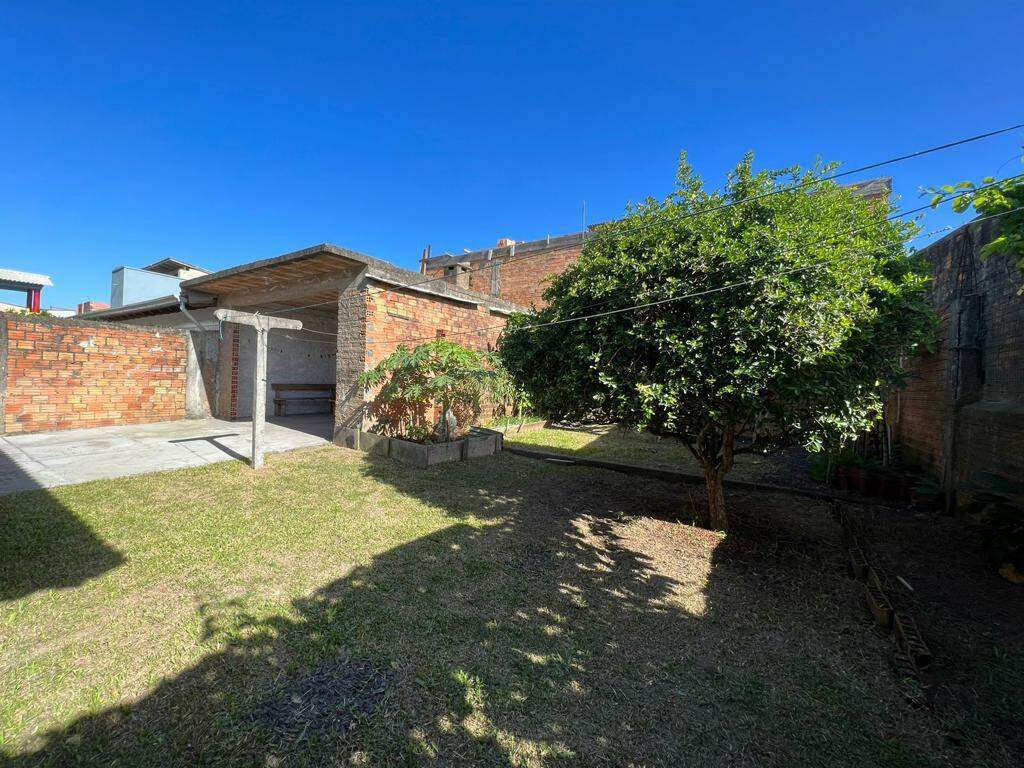 Casa à venda no Zona Nova: 