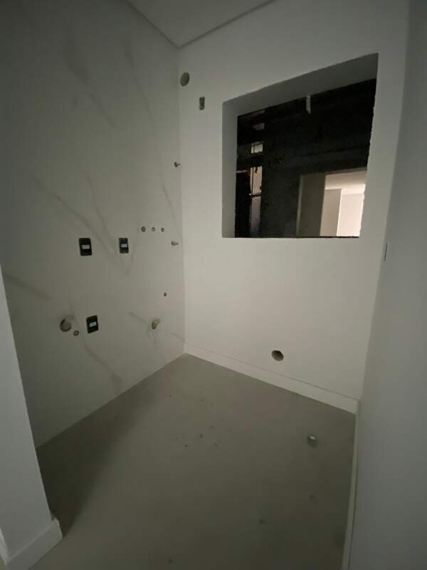 Apartamento à venda no Zona Nova: 