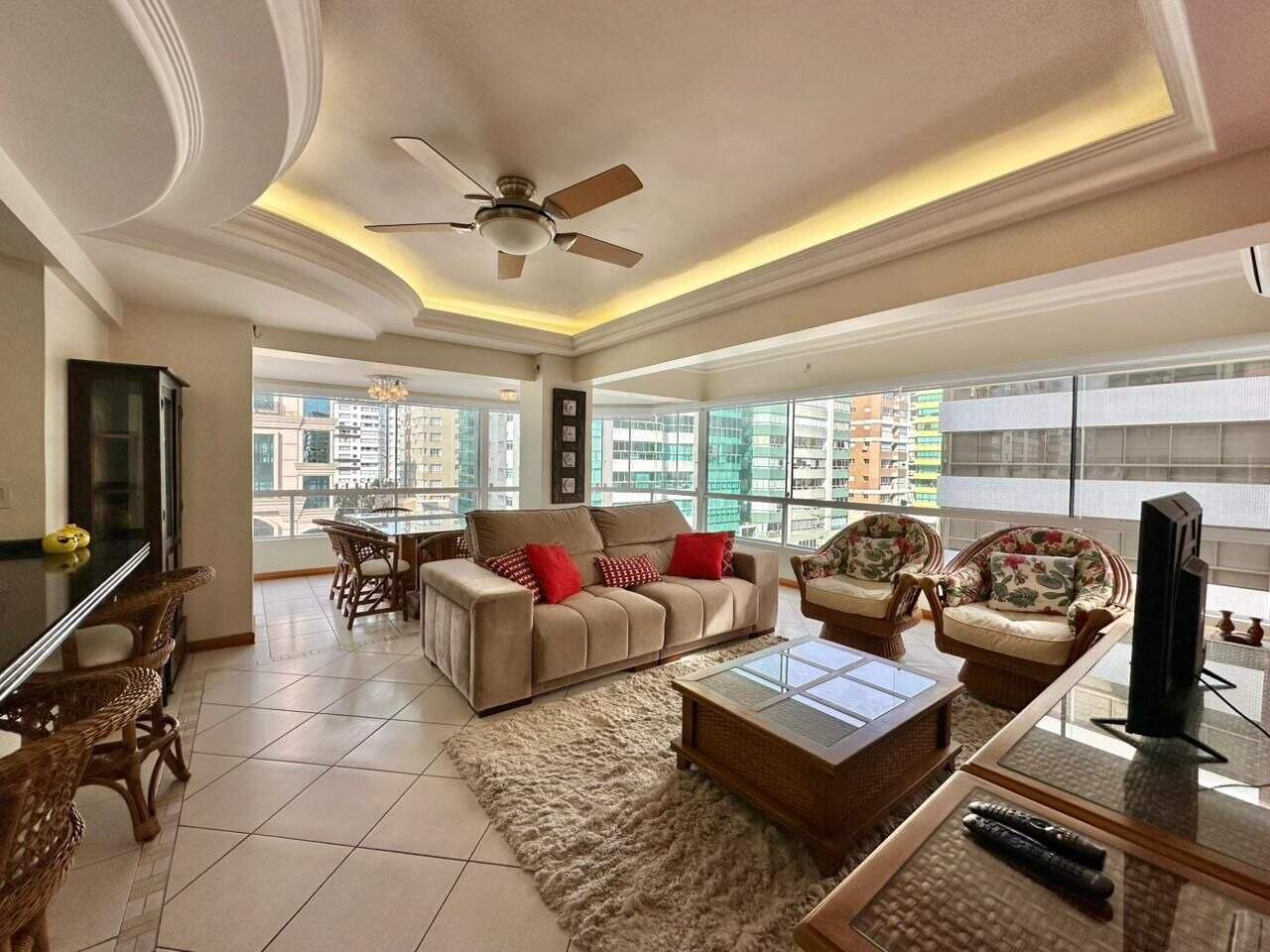 Apartamento à venda no Navegantes: 