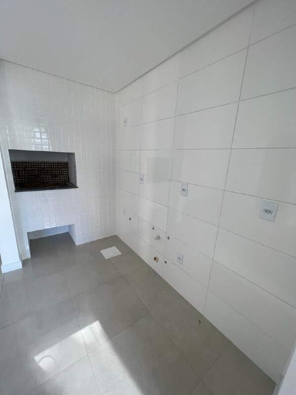 Apartamento à venda no Zona Nova: 