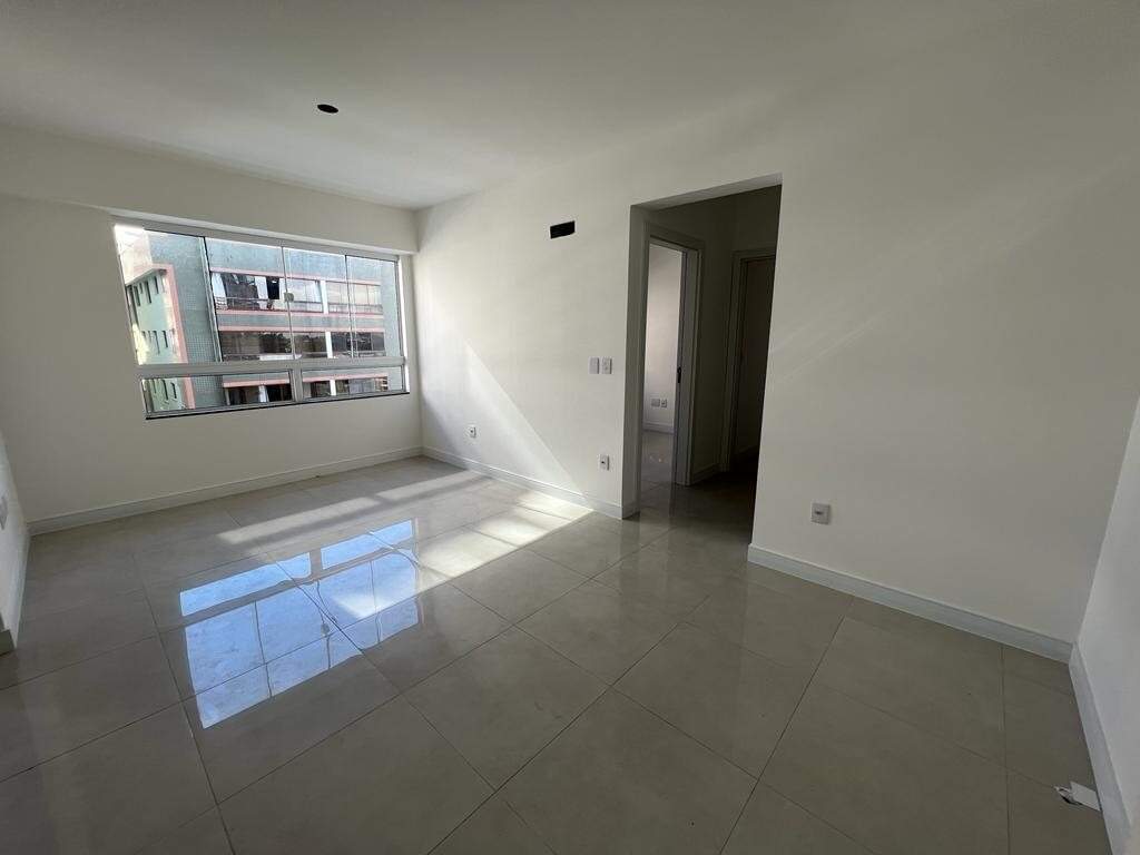 Apartamento à venda no Zona Nova: 
