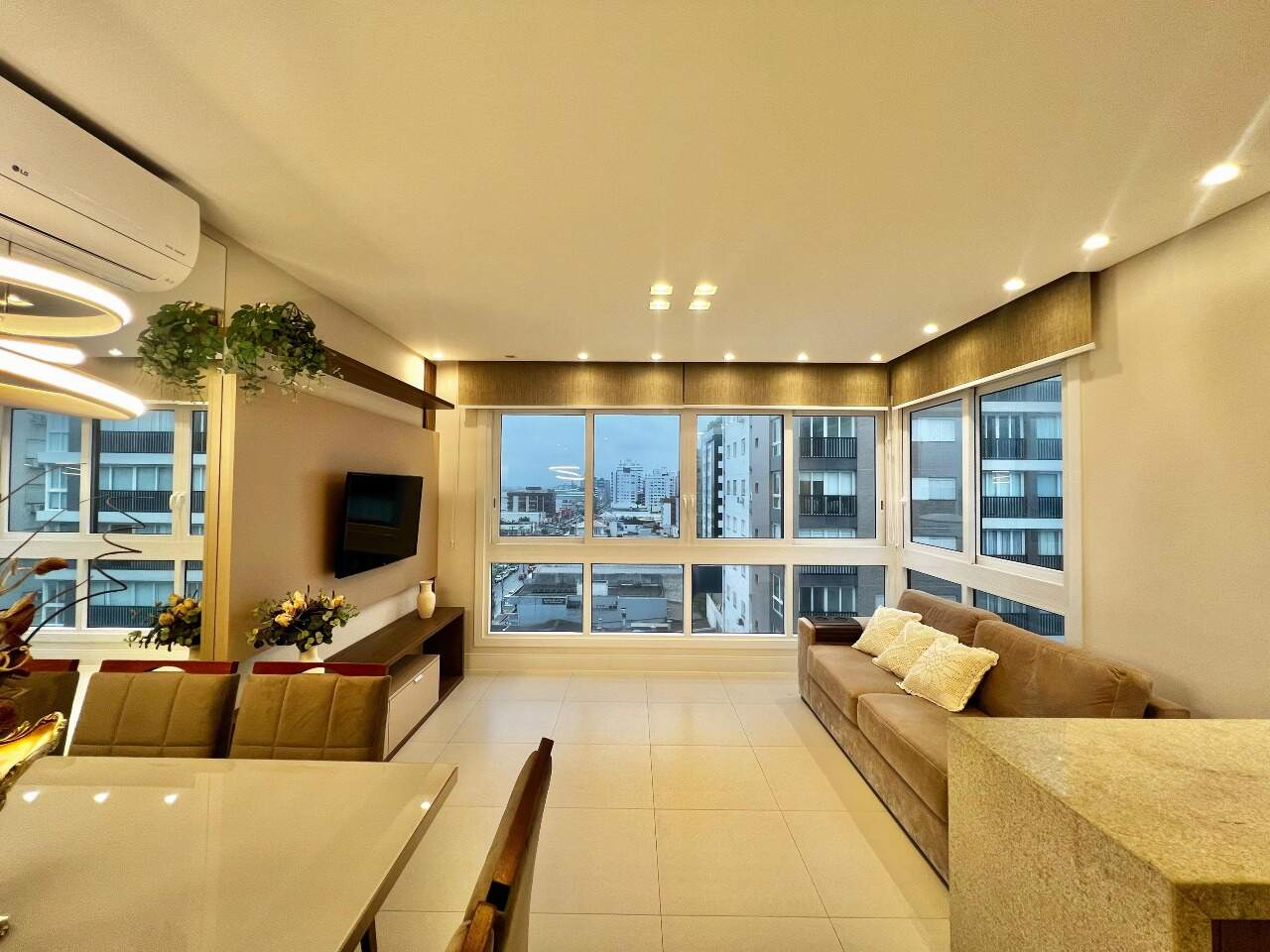 Apartamento à venda no Navegantes: 