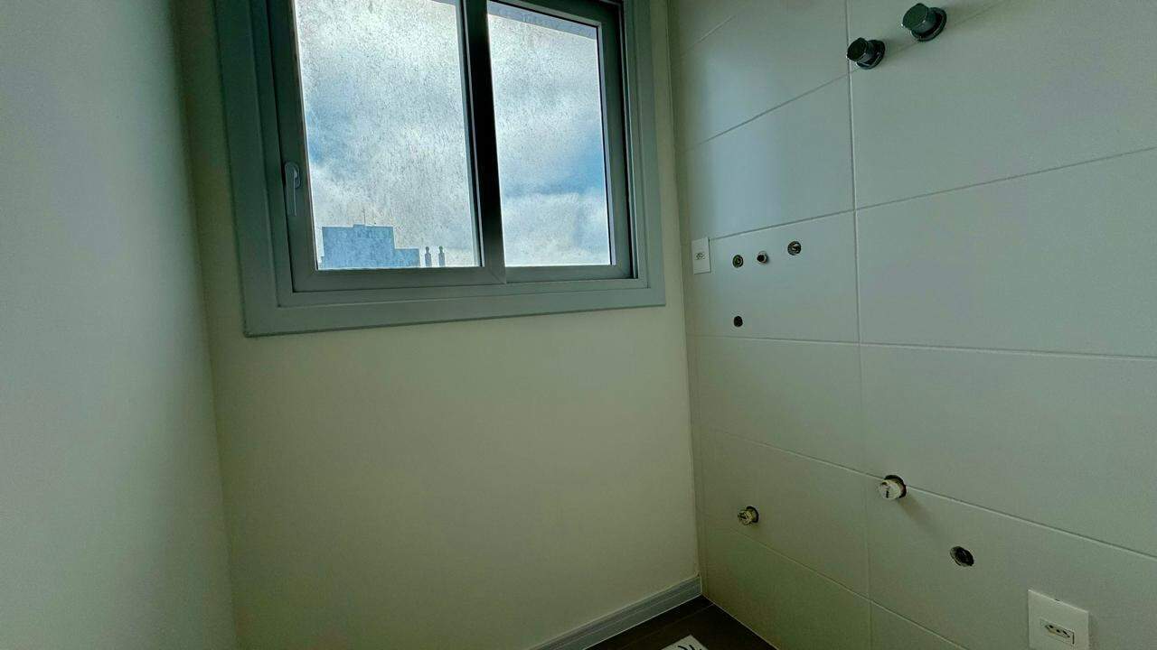 Apartamento à venda no Navegantes: 