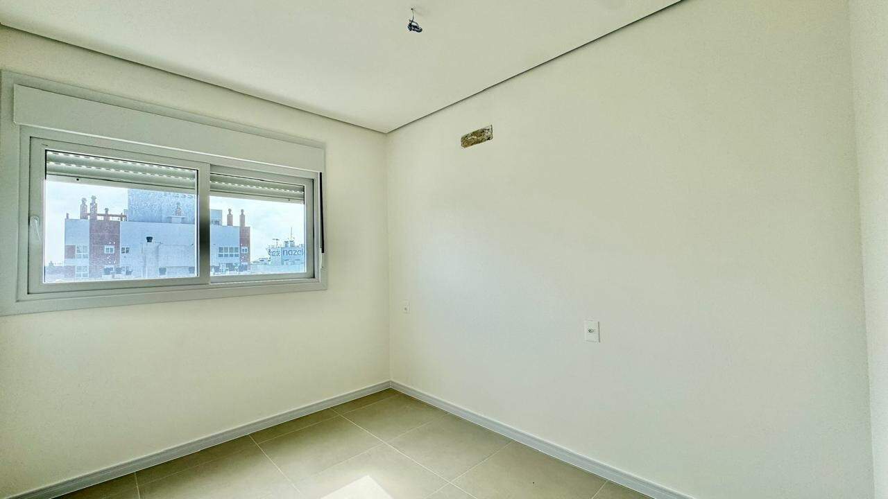 Apartamento à venda no Navegantes: 