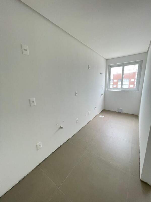 Apartamento à venda no Zona Nova: 