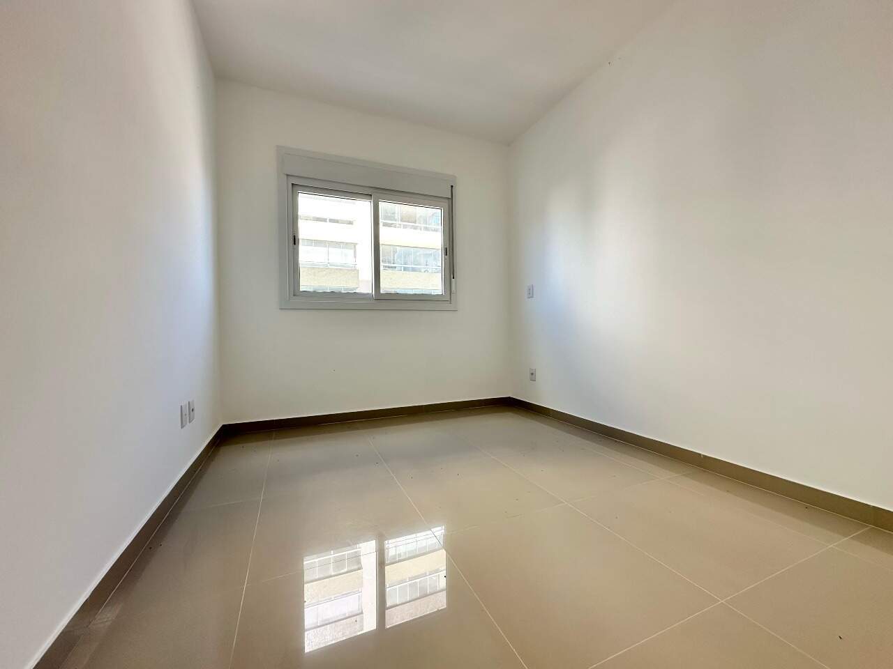 Apartamento à venda no Zona Nova: 