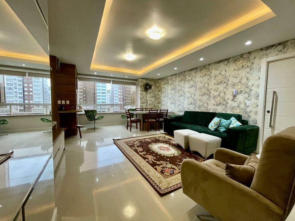 Apartamento à venda no Zona Nova: 