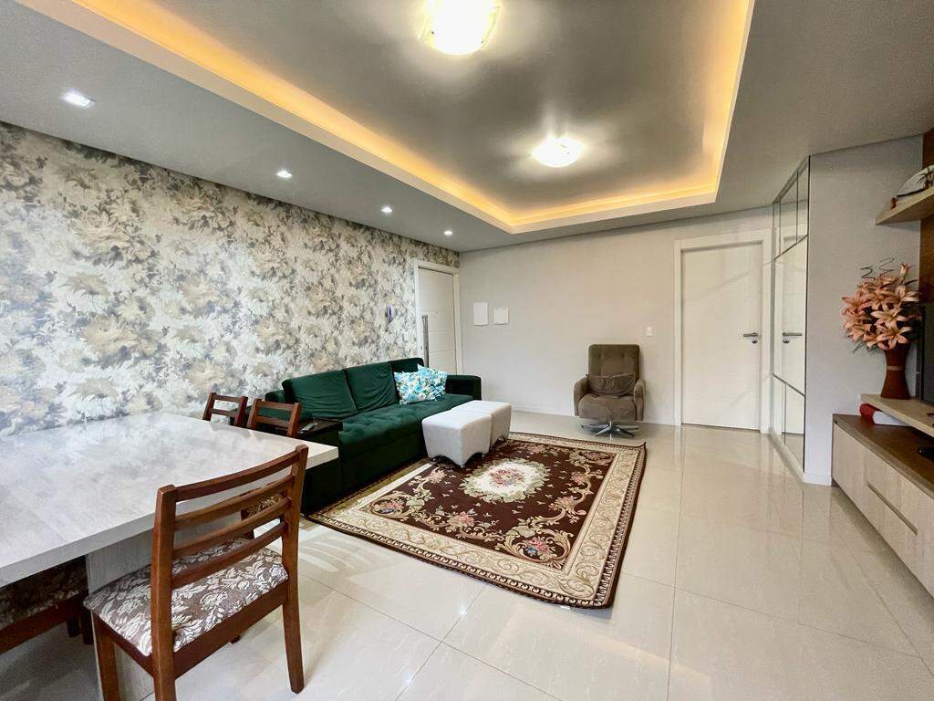 Apartamento à venda no Zona Nova: 