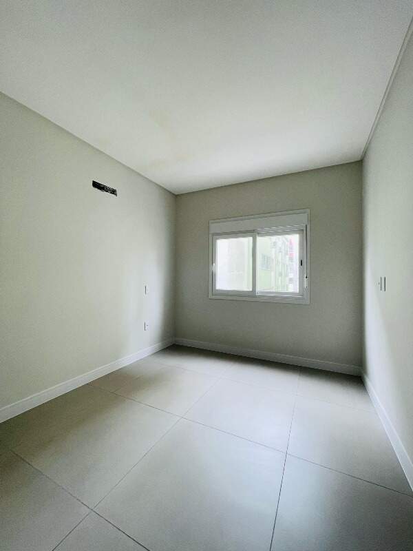 Apartamento à venda no Zona Nova: 