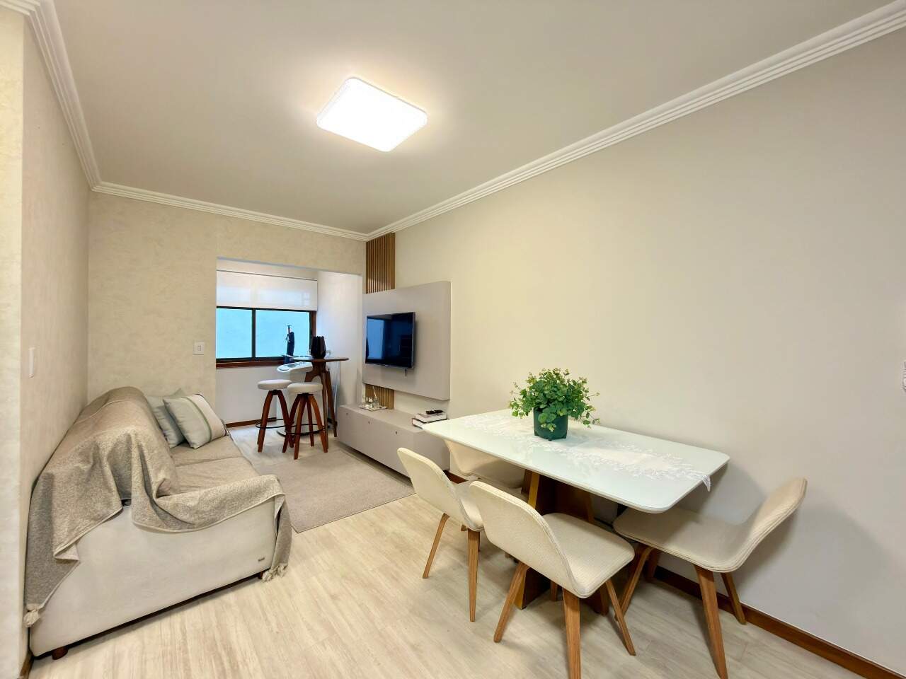 Apartamento à venda no Zona Nova: 
