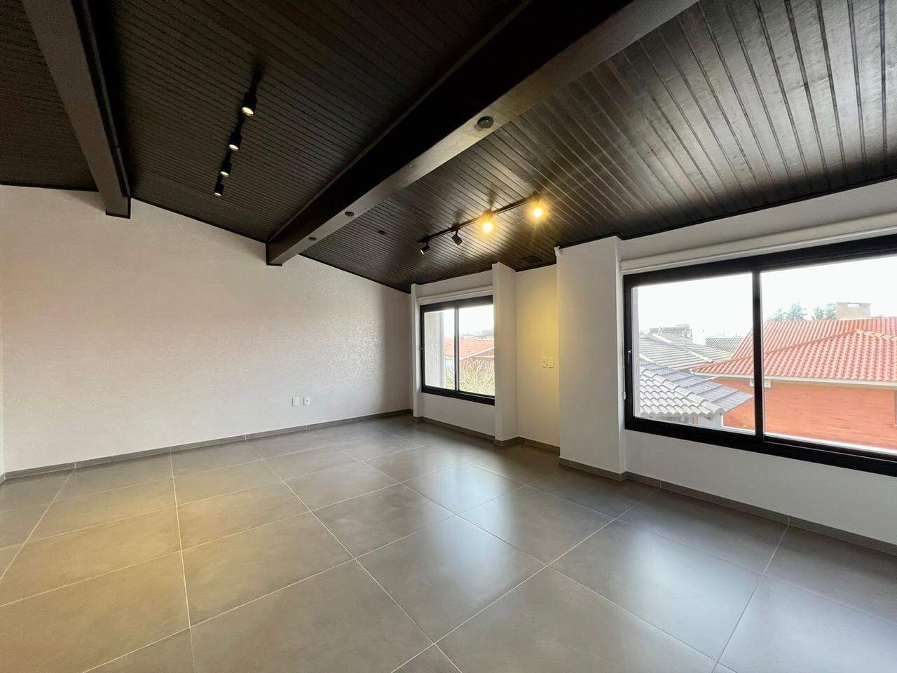 Casa à venda no Xangri-lá: 