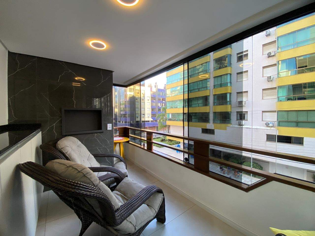 Apartamento à venda no Zona Nova: 