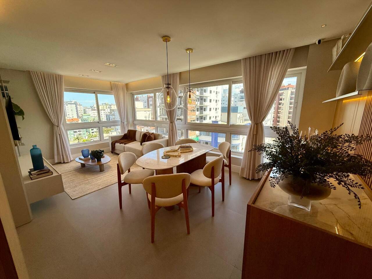 Apartamento à venda no Zona Nova: 
