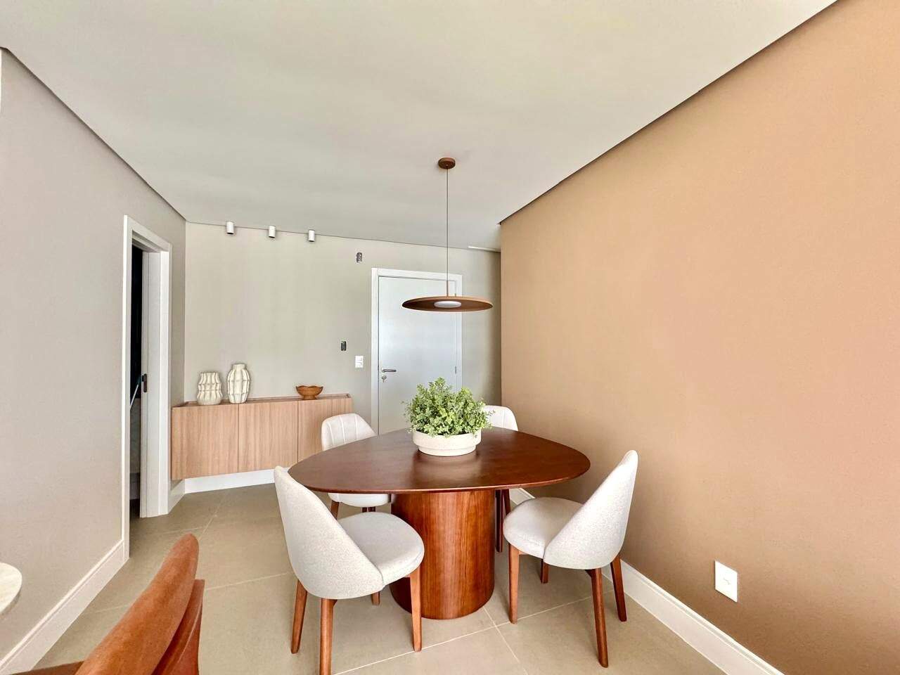 Apartamento à venda no Zona Nova: 