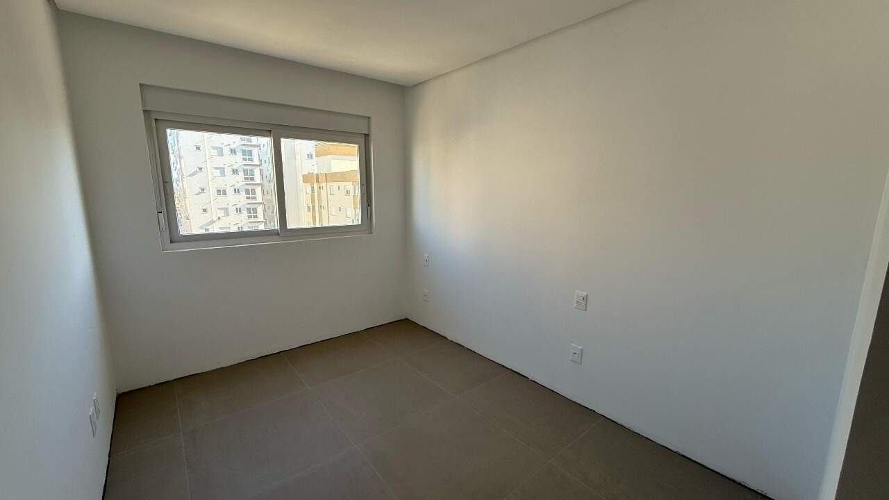 Apartamento à venda no Zona Nova: 