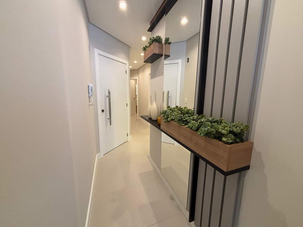 Apartamento à venda no Zona Nova: 