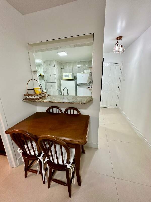 Apartamento à venda no Zona Nova: 
