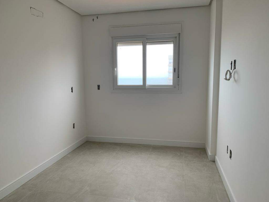 Apartamento à venda no Zona Nova: 