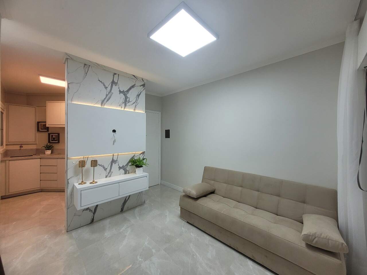 Apartamento à venda no Zona Nova: 