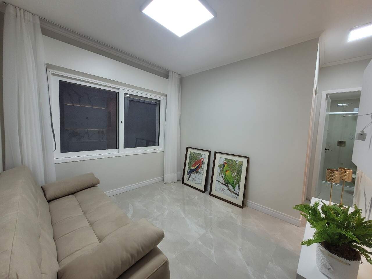Apartamento à venda no Zona Nova: 