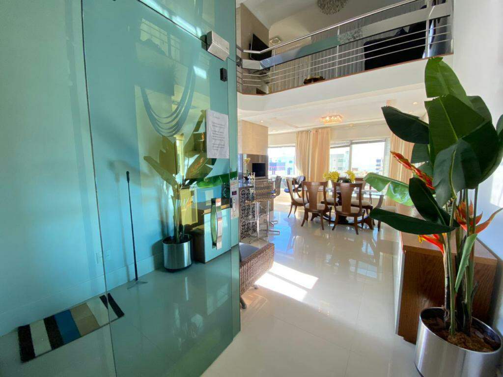 Apartamento à venda no Zona Nova: 