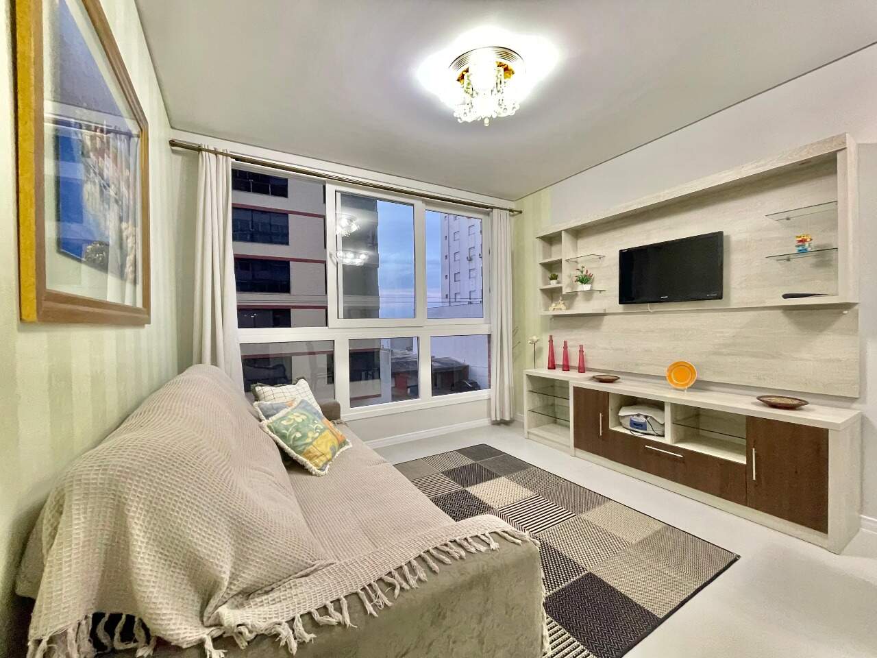 Apartamento à venda no Zona Nova: 
