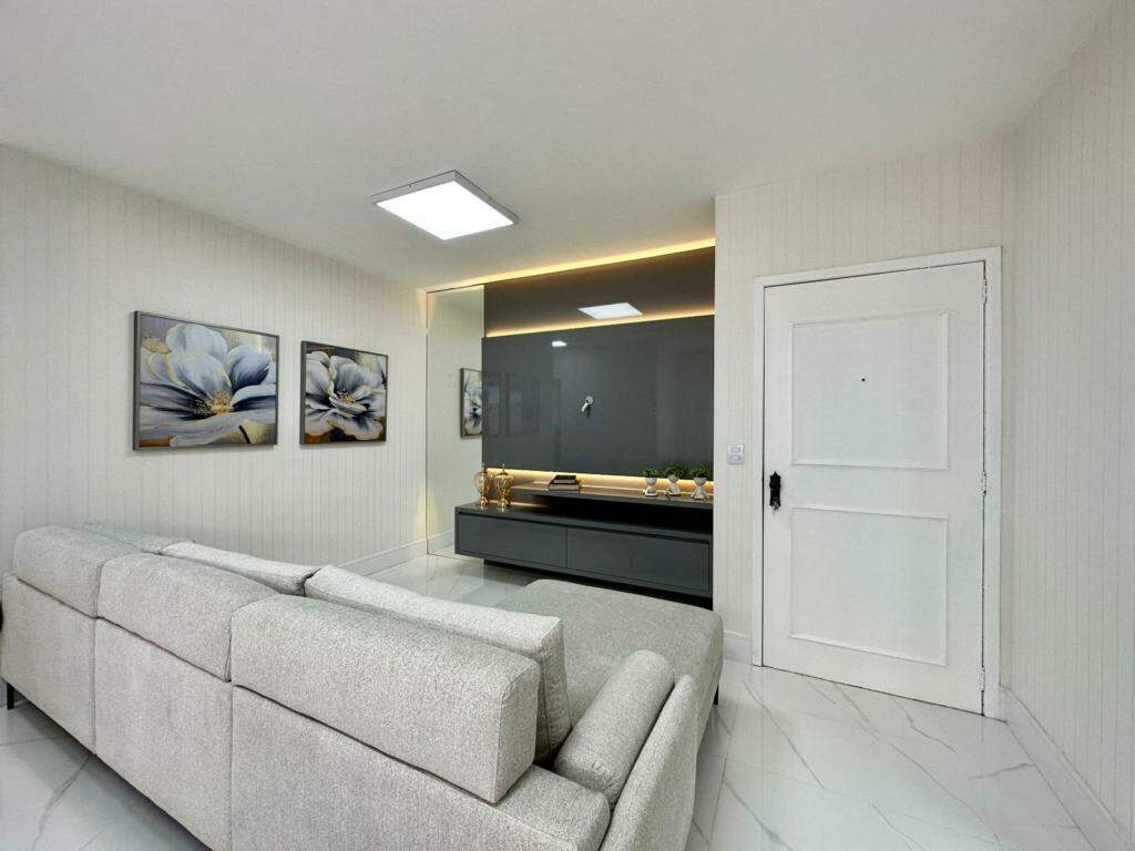 Apartamento à venda no Zona Nova: 