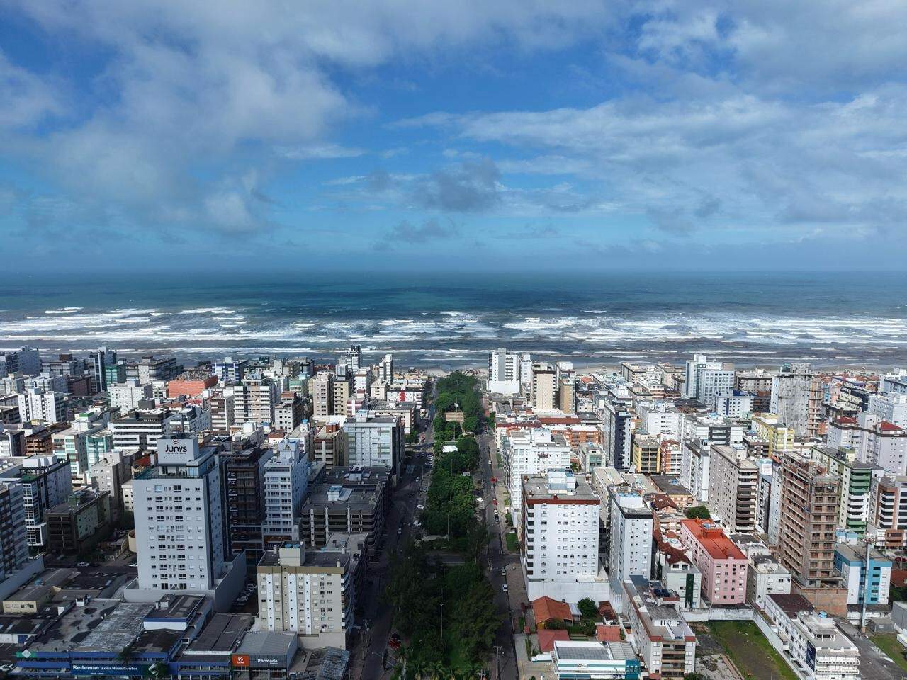 Apartamento à venda no Zona Nova: 