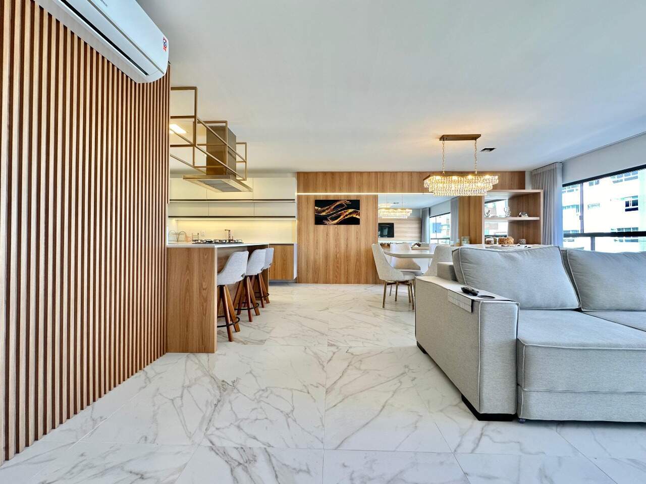Apartamento à venda no Navegantes: 