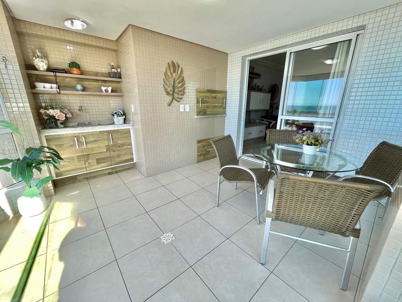 Apartamento à venda no Zona Nova: 