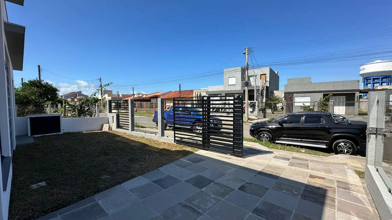 Casa à venda no Praia Zona Norte: 