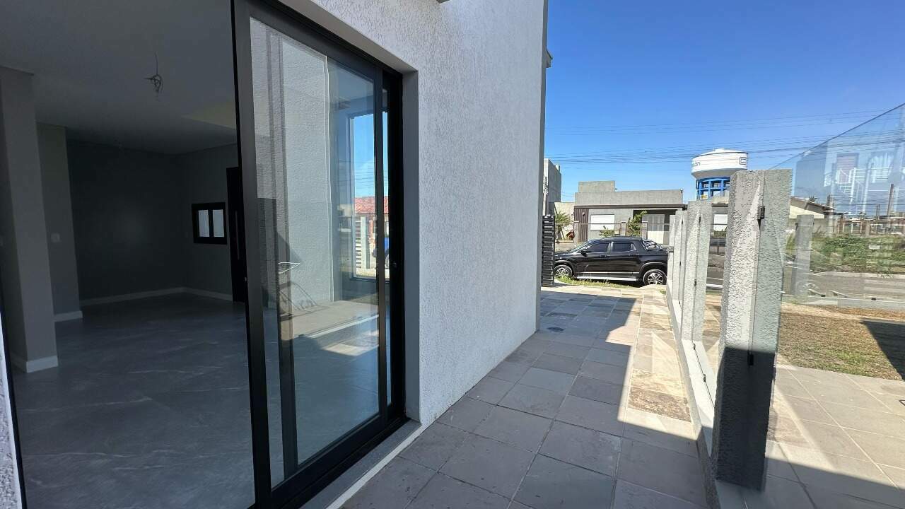 Casa à venda no Praia Zona Norte: 