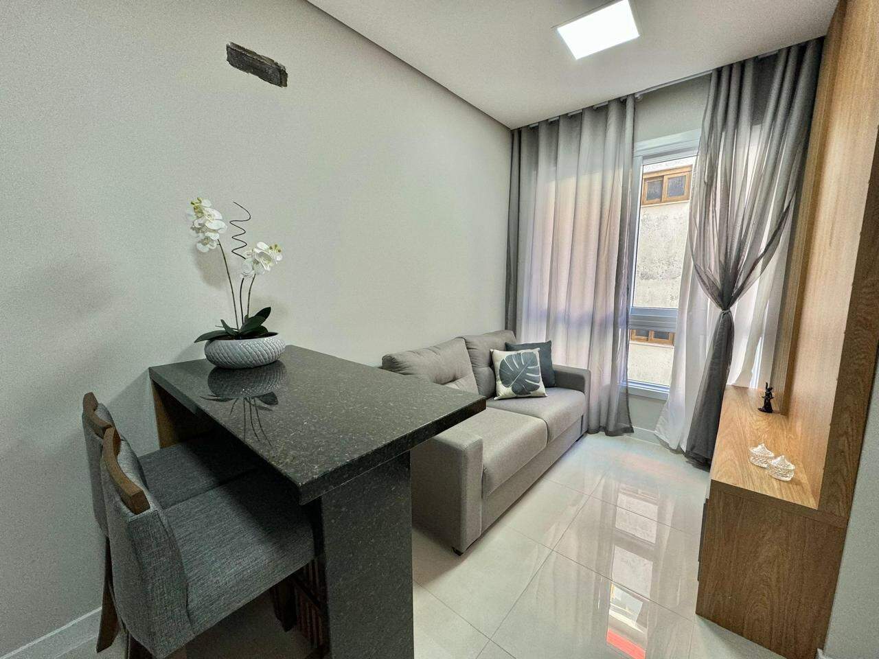 Apartamento à venda no Zona Nova: 