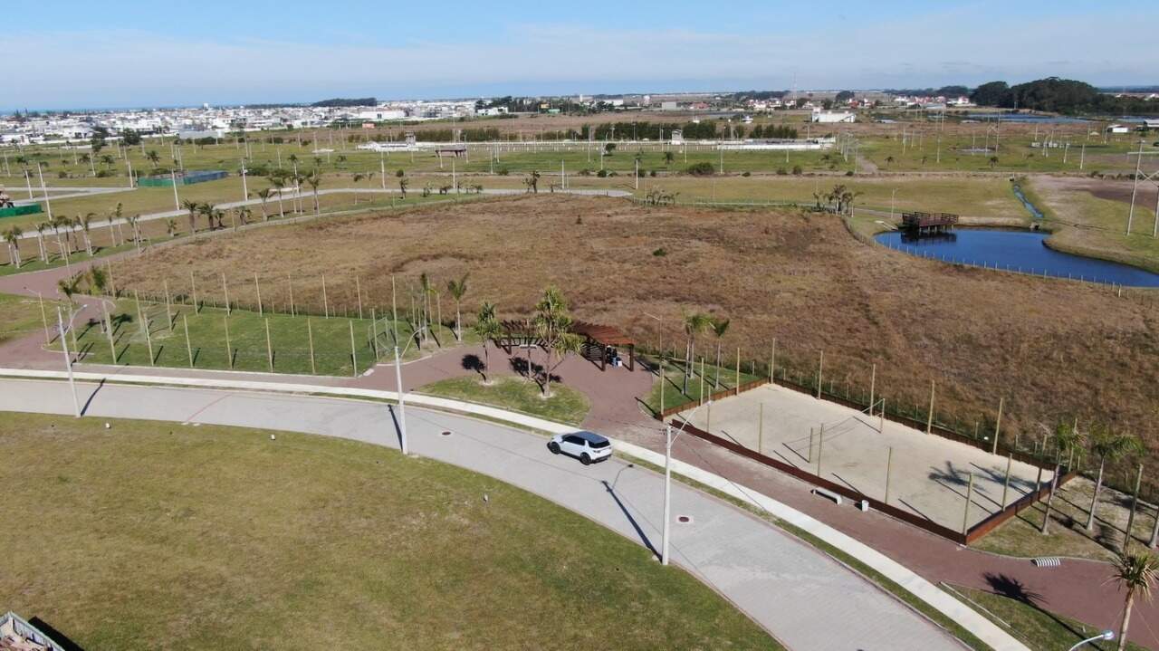 Terreno em Condomínio à venda no Santorini Parque: 