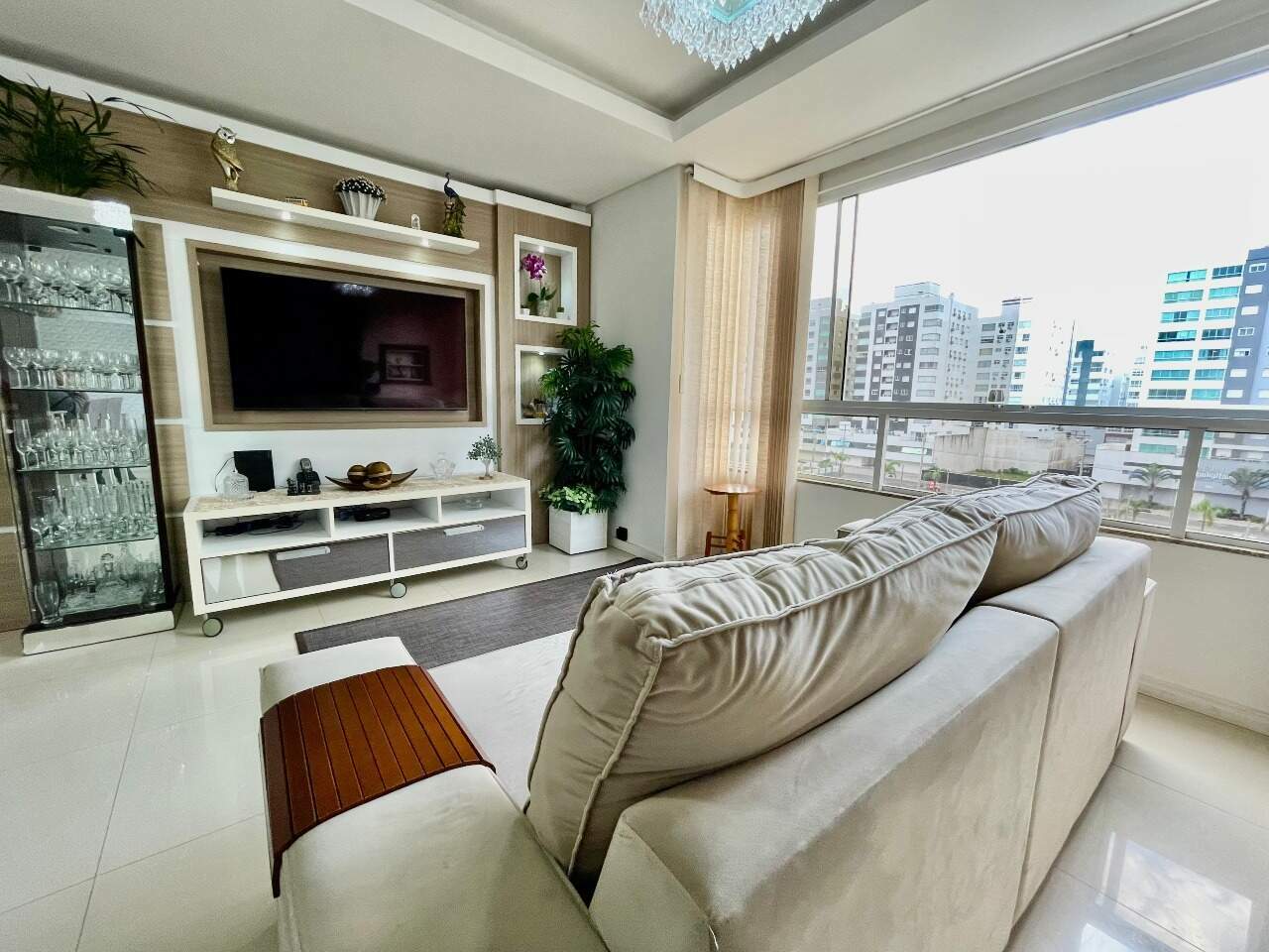 Apartamento à venda no Zona Nova: 