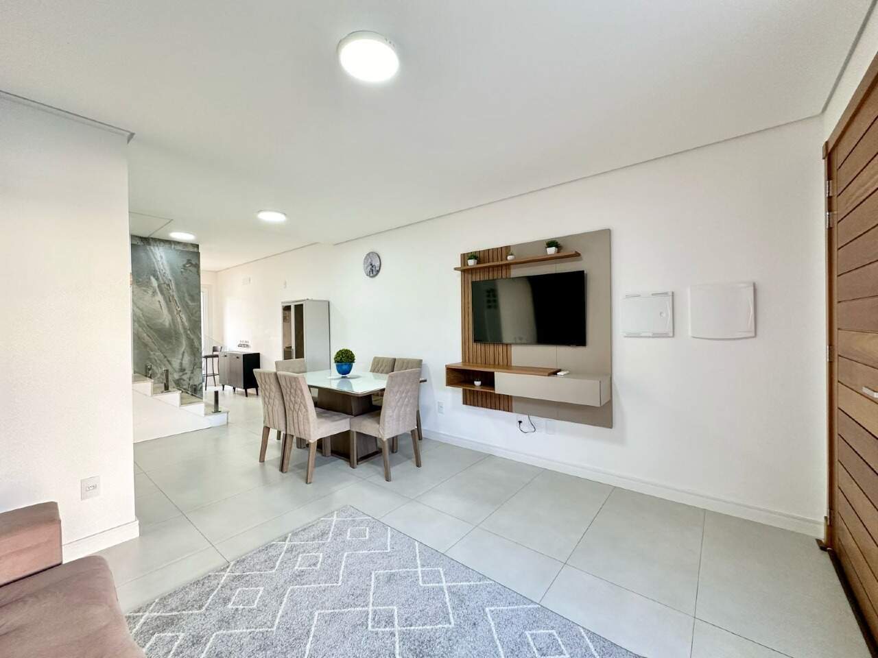 Casa em Condomínio à venda no Zona Nova: 