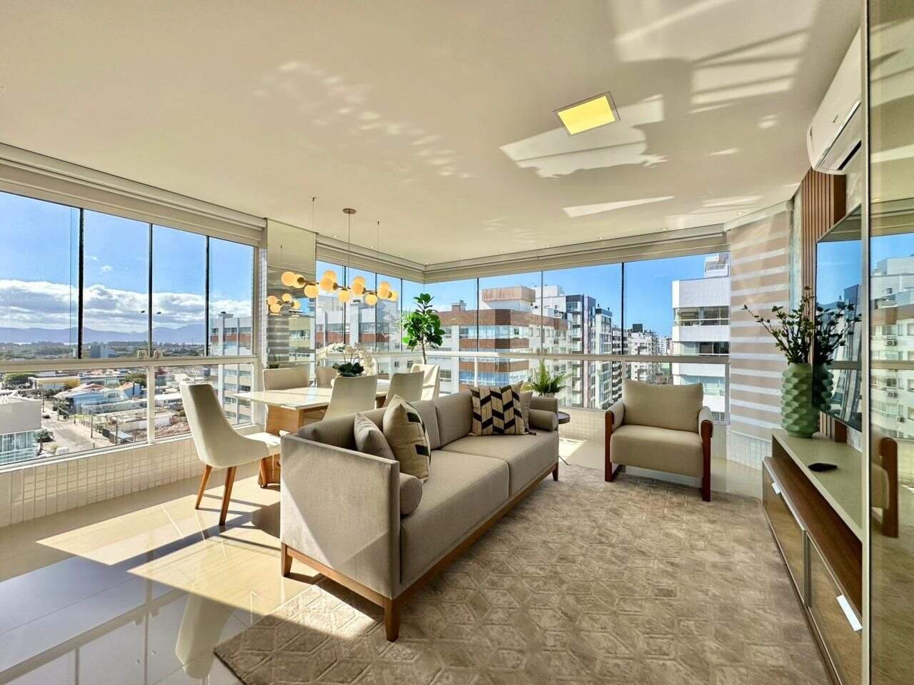Apartamento à venda no Navegantes: 