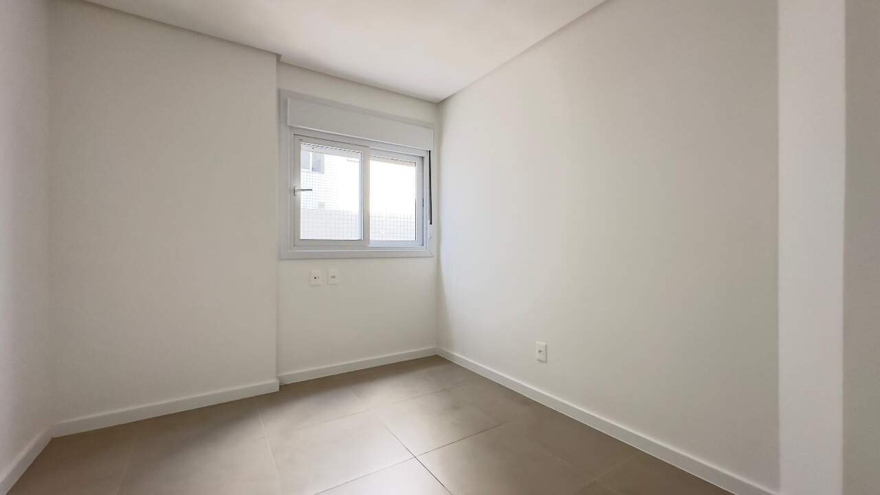 Apartamento à venda no Navegantes: 