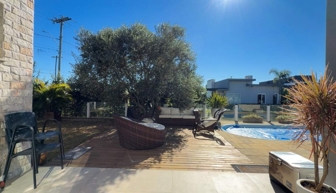 Casa em Condomínio à venda no Condominio Riviera: 