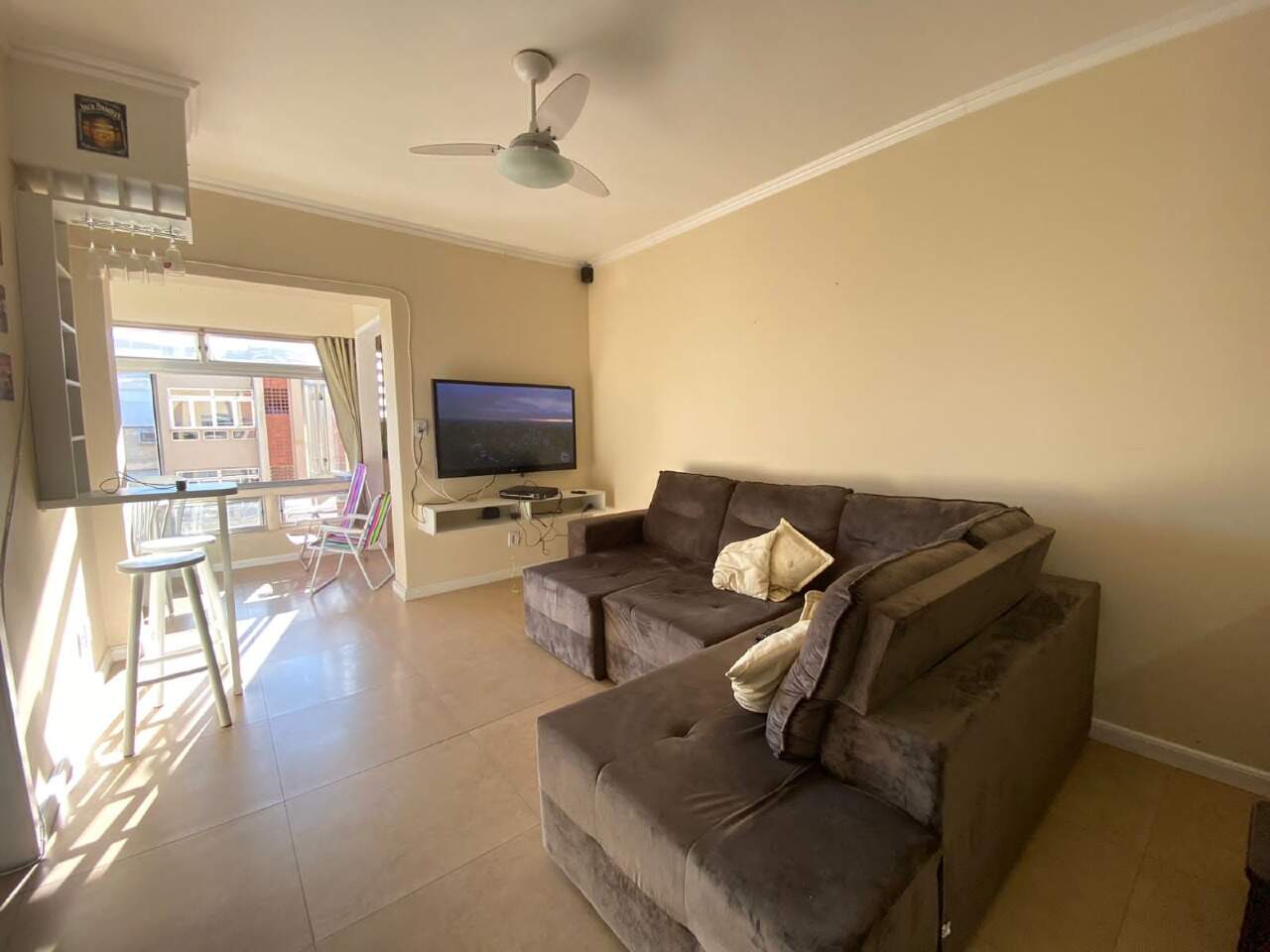 Apartamento à venda no Capão Novo: 