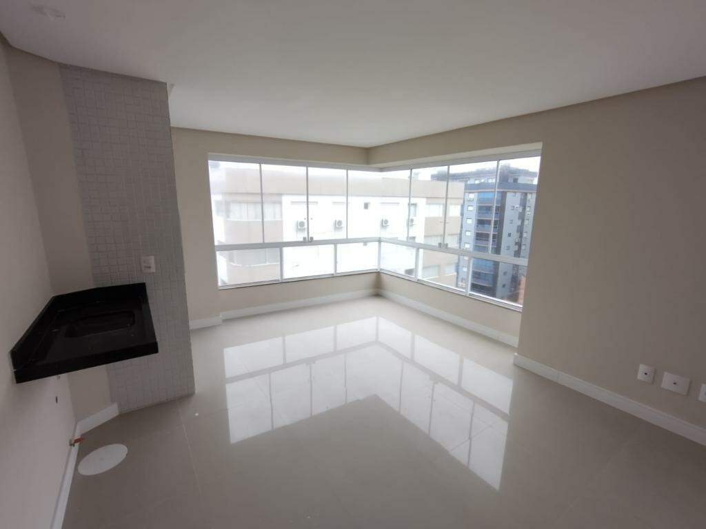 Apartamento à venda no Zona Nova: 