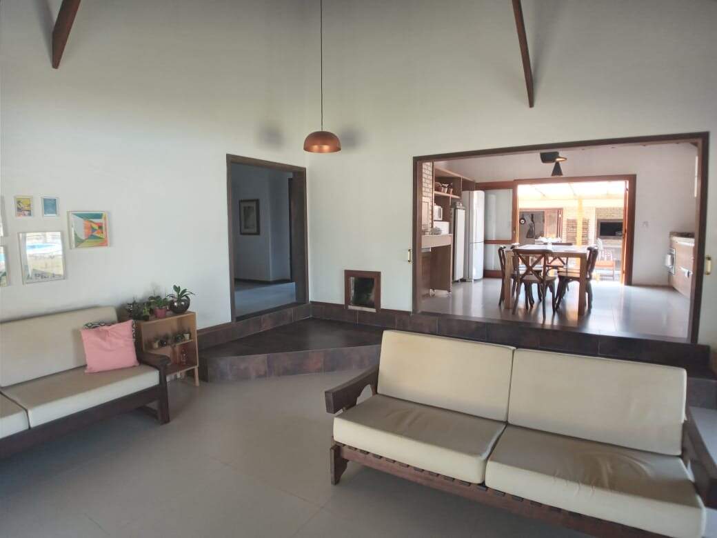 Casa à venda no Xangri-lá: 