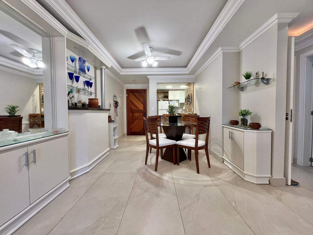Apartamento à venda no Zona Nova: 