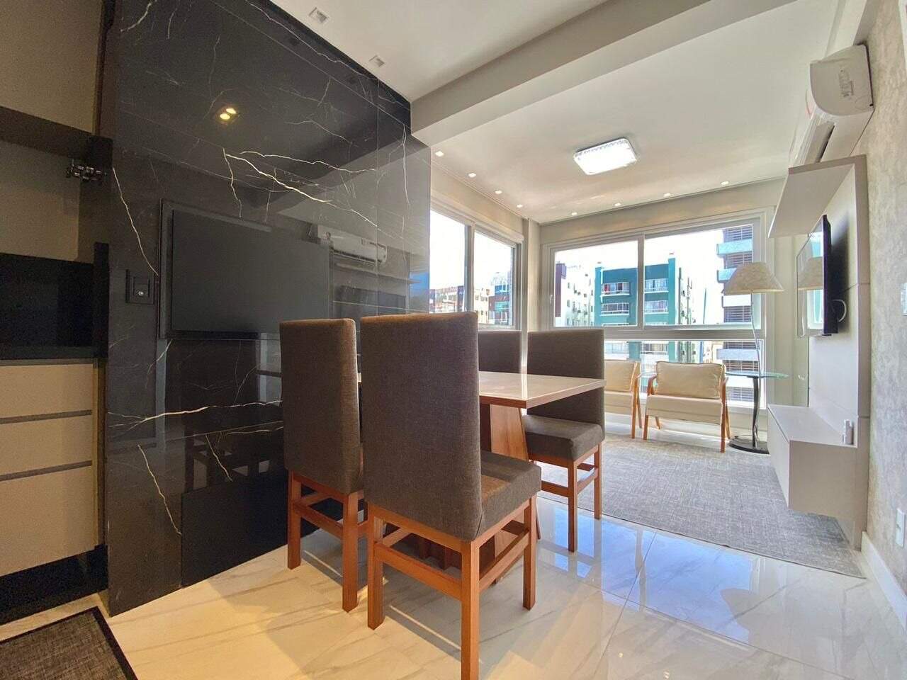 Apartamento à venda no Zona Nova: 