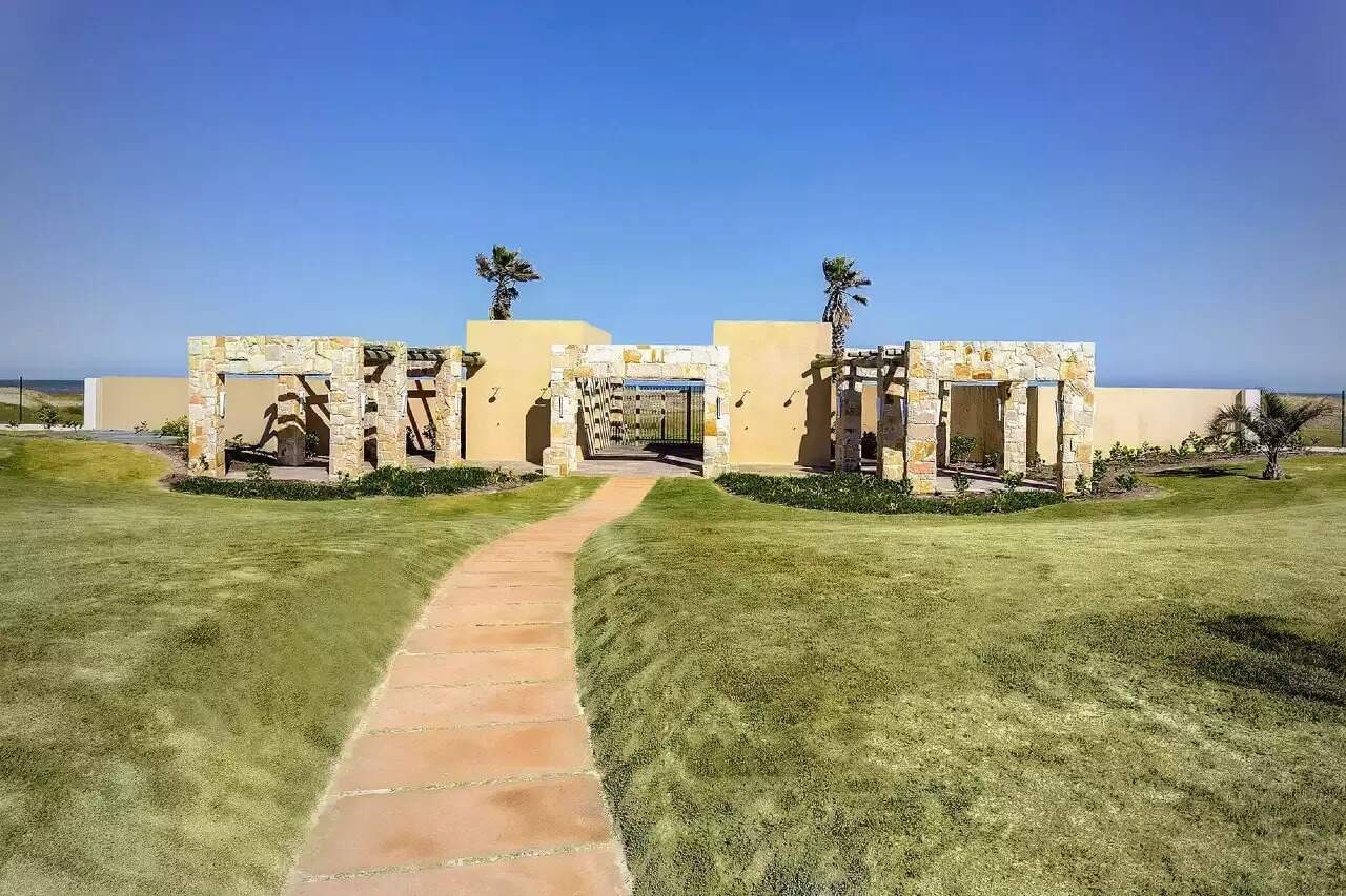 Terreno em Condomínio à venda no Costa Serena: 
