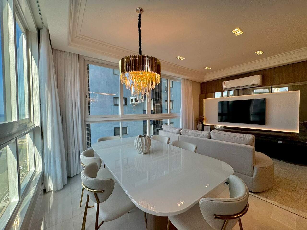 Apartamento à venda no Zona Nova: 