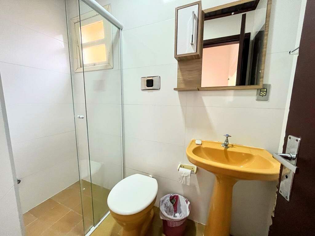 Apartamento à venda no Capão Novo: 