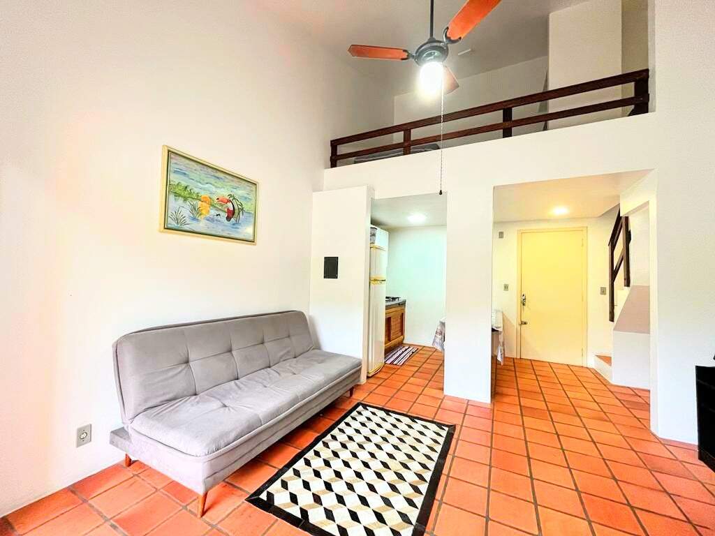 Apartamento à venda no Capão Novo: 
